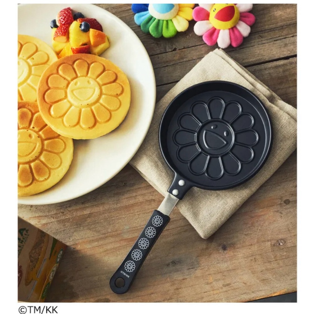 Takashi Murakami Flower Pan NIB